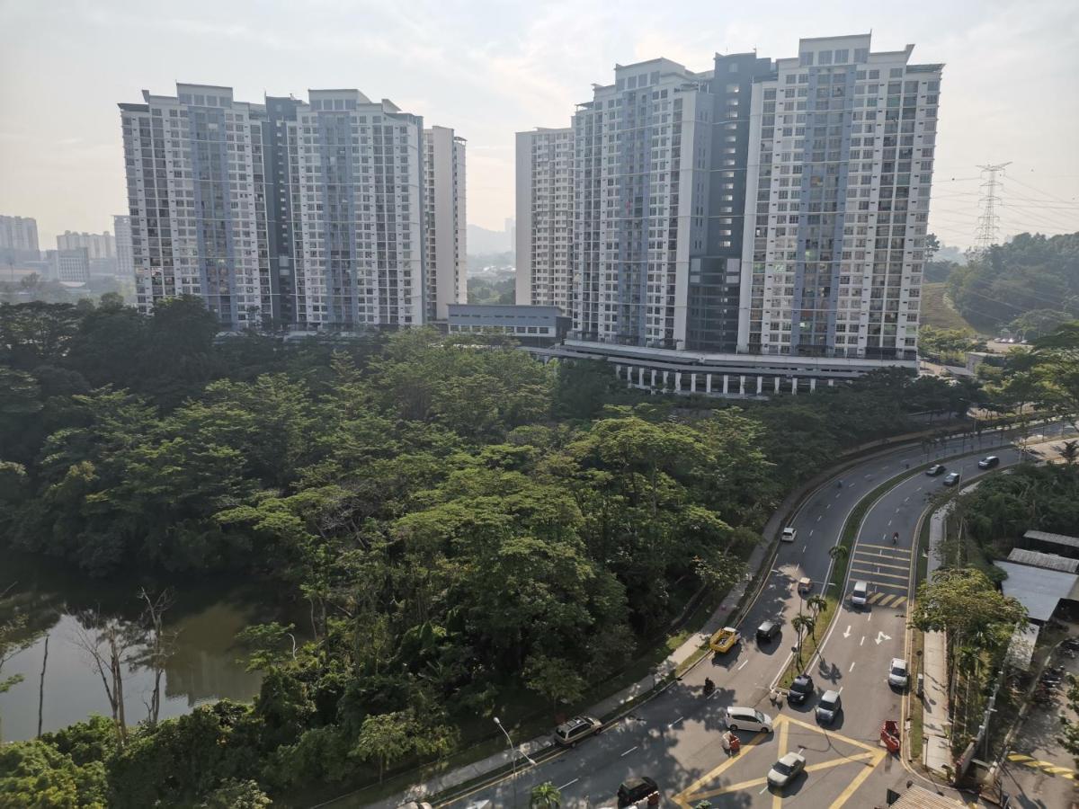 Ainis Guest House In Vista Amani Condominium Kuala Lumpur Dış mekan fotoğraf