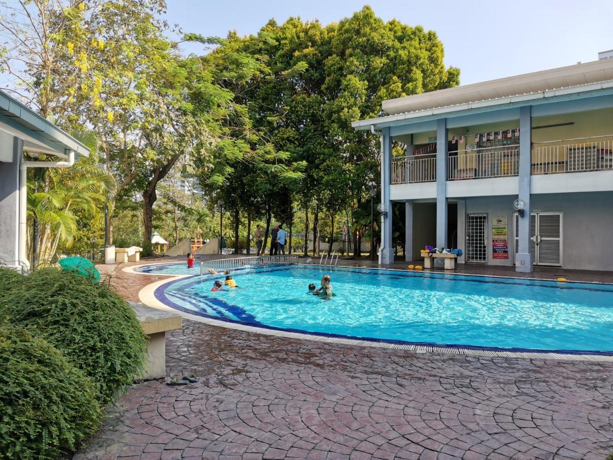 Ainis Guest House In Vista Amani Condominium Kuala Lumpur Dış mekan fotoğraf